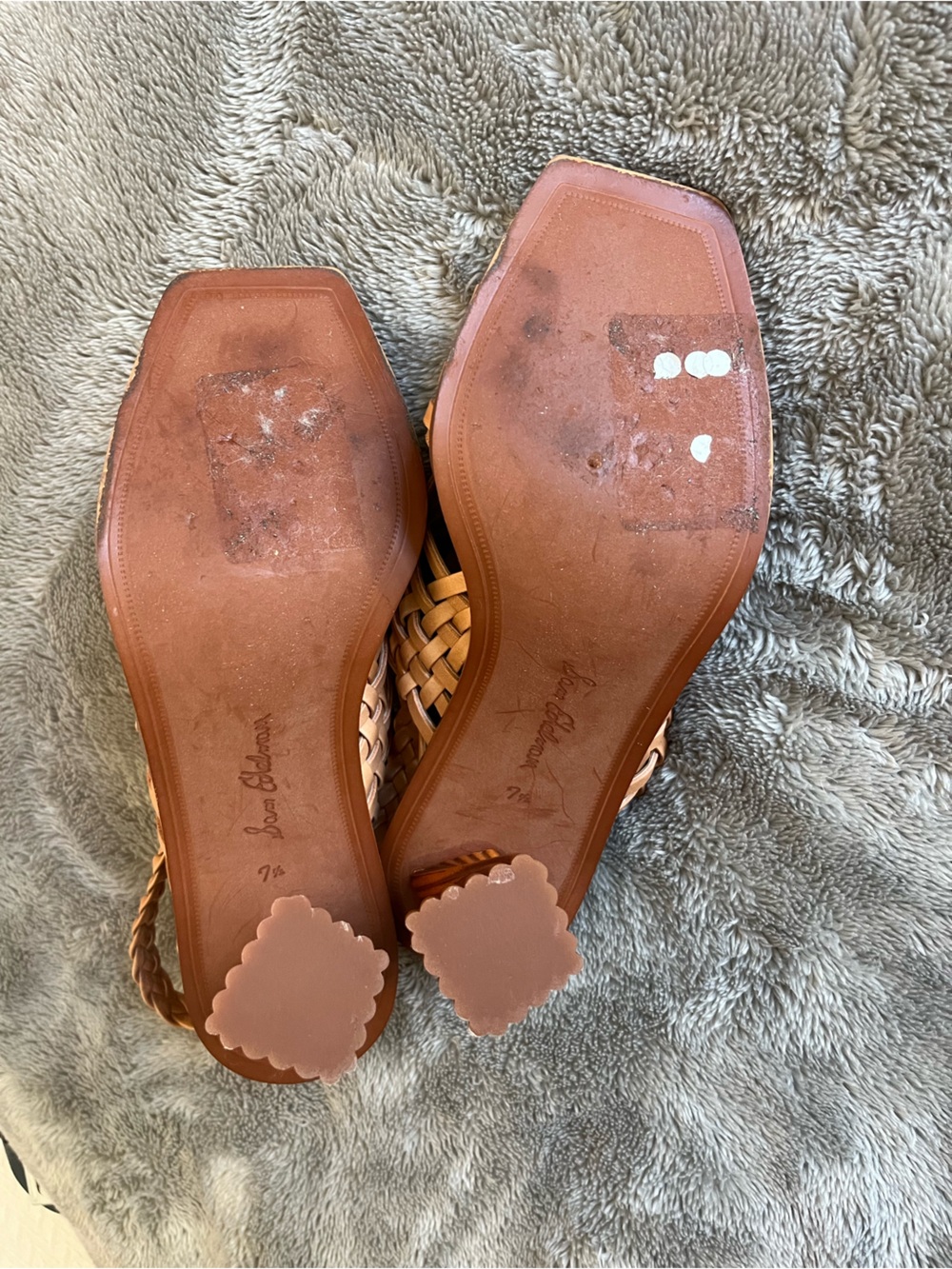 Sam Edelman Holland Twisted Heel Sandal - Picture 10 of 12